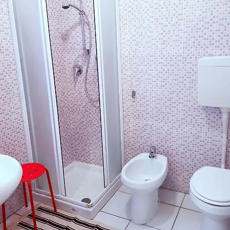A 200 Mt Dal Mare, La Mimosa Apartamento Rímini